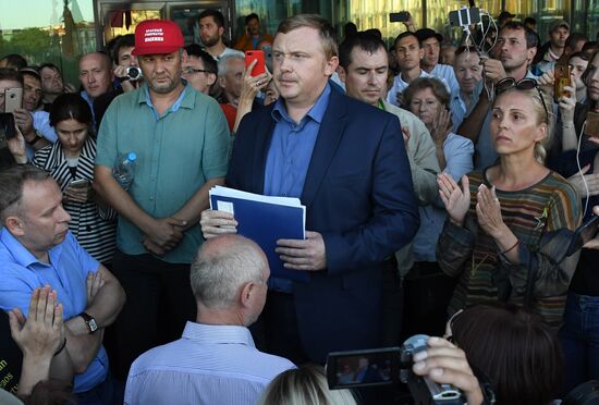 Кандидат в губернаторы от КПРФ объявил бессрочную голодовку в Приморье