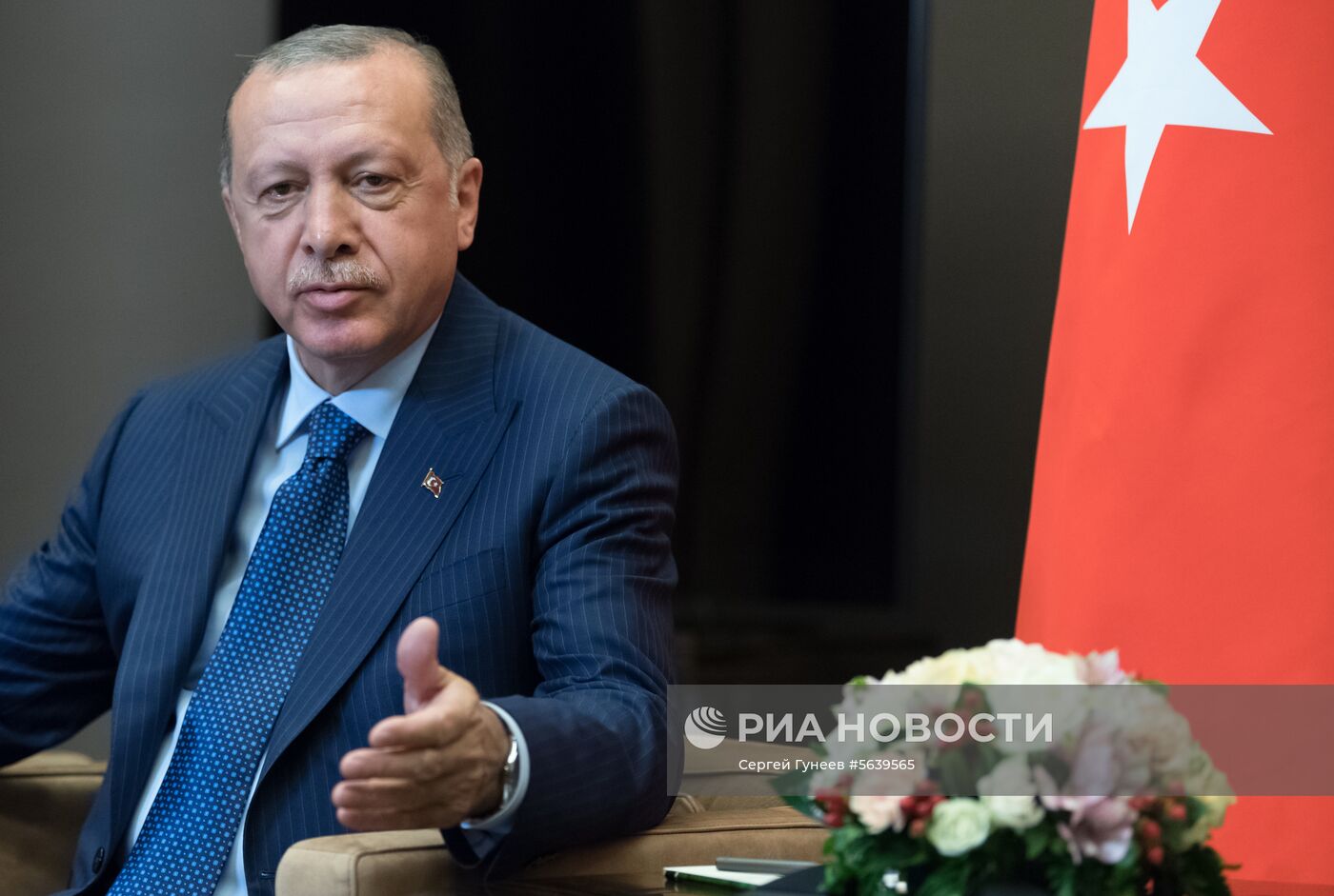 Президент РФ В. Путин встретился с президентом Турции Т. Эрдоганом