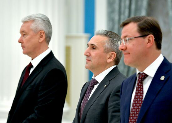 Встреча президента РФ В. Путина с избранными главами субъектов РФ