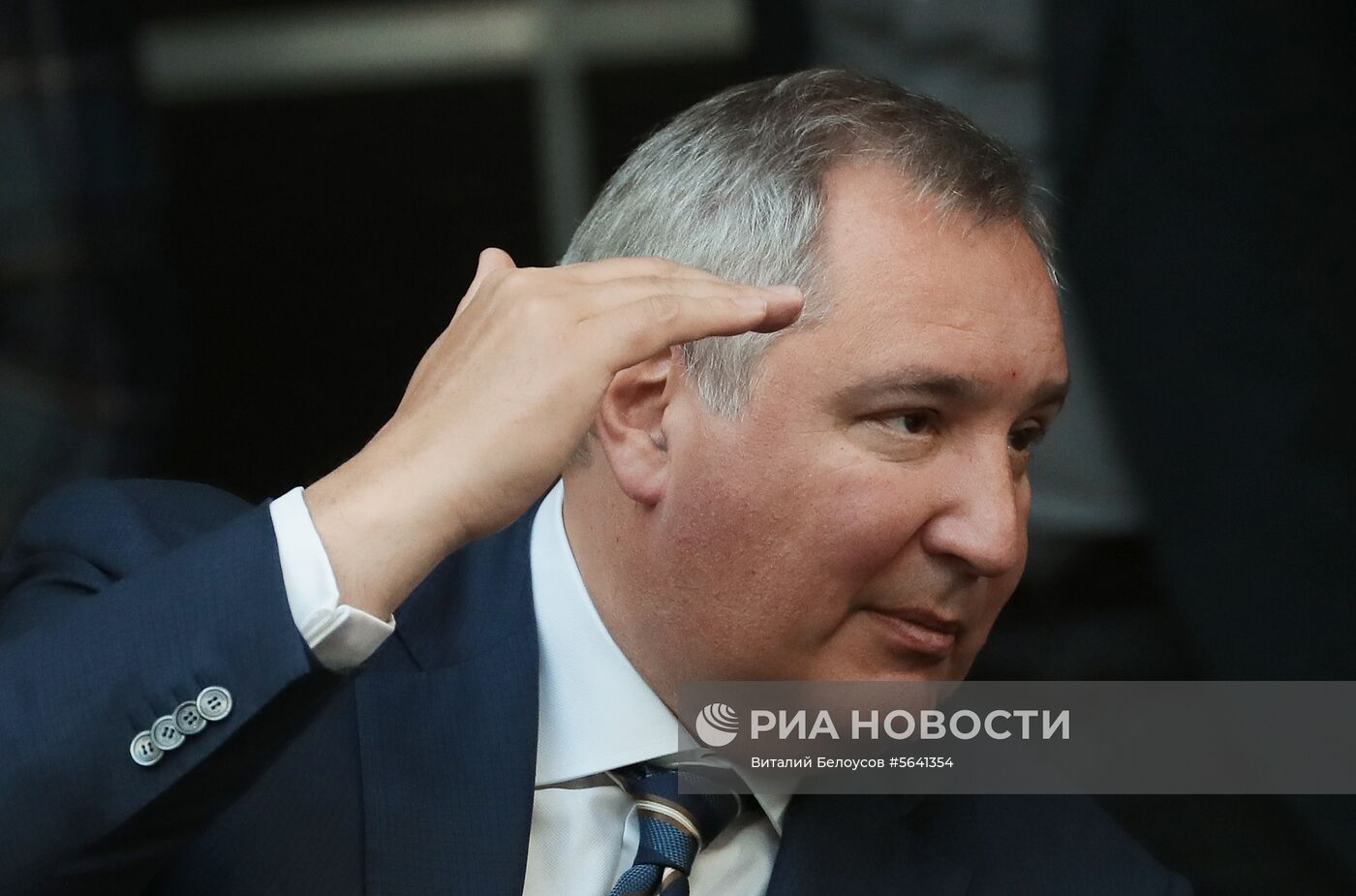 Президент РФ В. Путин провел заседание Военно-промышленной комиссии