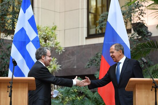 Открытие выставки, посвященной 190-летию установления отношений между Россией и Грецией