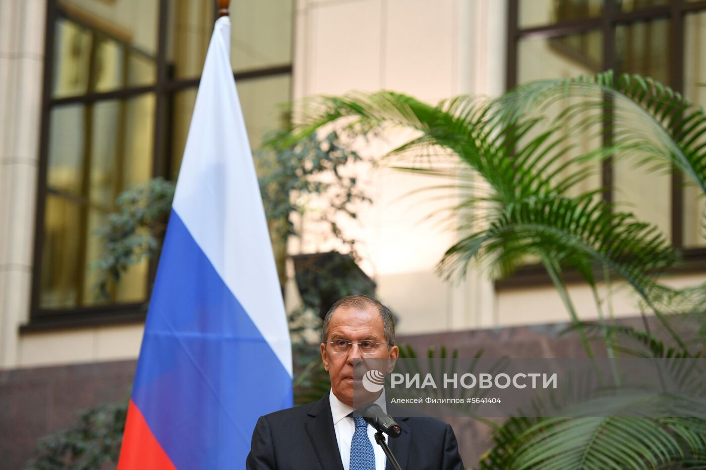 Открытие выставки, посвященной 190-летию установления отношений между Россией и Грецией