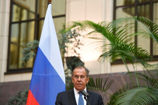 Открытие выставки, посвященной 190-летию установления отношений между Россией и Грецией