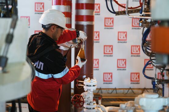 Нефтяное месторождение им. В. Филановского