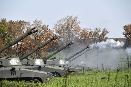 Тактические артиллерийские учения в Краснодарском крае