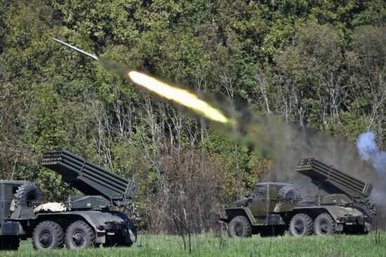 Тактические артиллерийские учения в Краснодарском крае