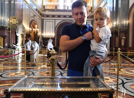 Прибытие мощей святителя Спиридона Тримифунтского в Храм Христа Спасителя