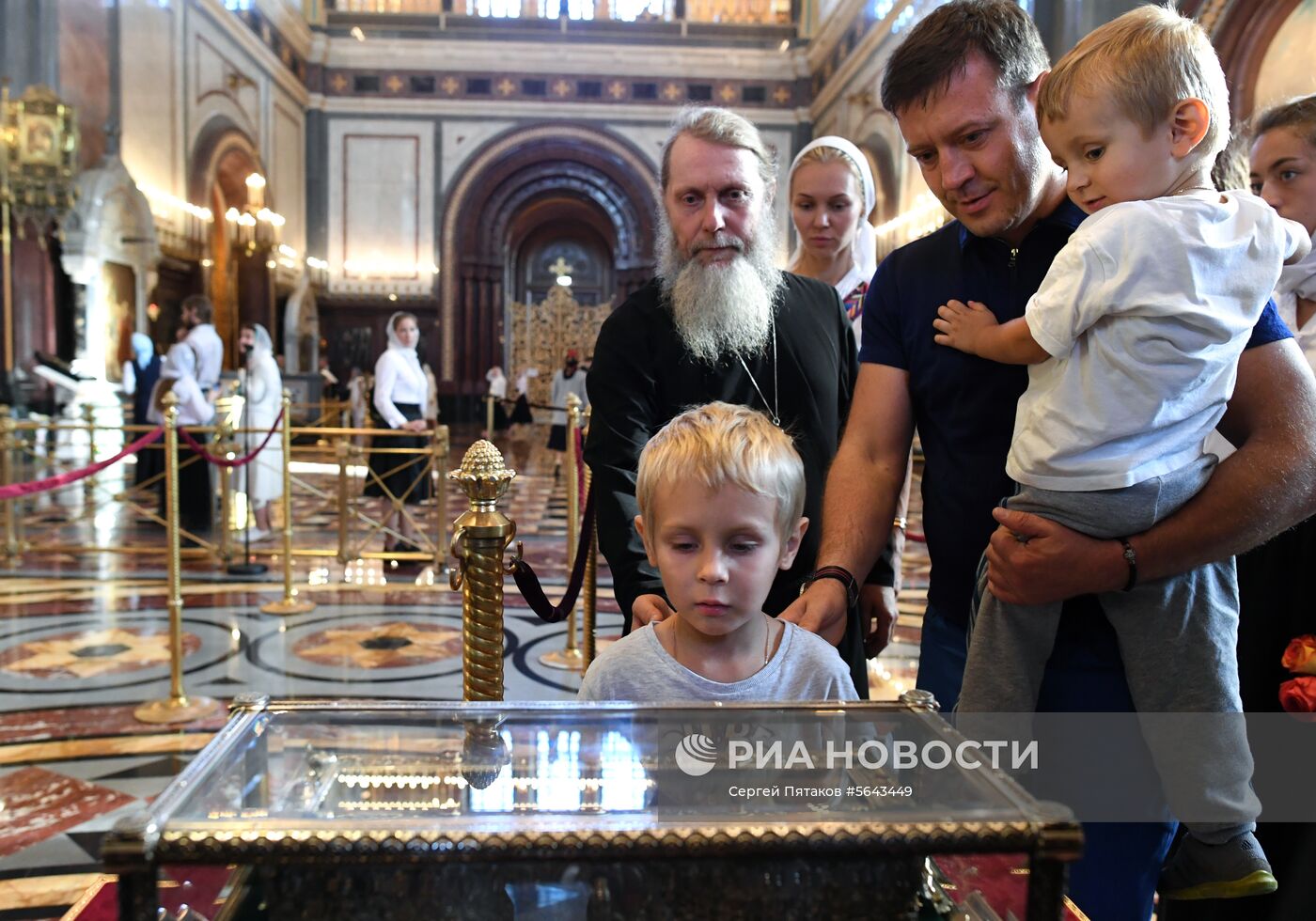 Прибытие мощей святителя Спиридона Тримифунтского в Храм Христа Спасителя