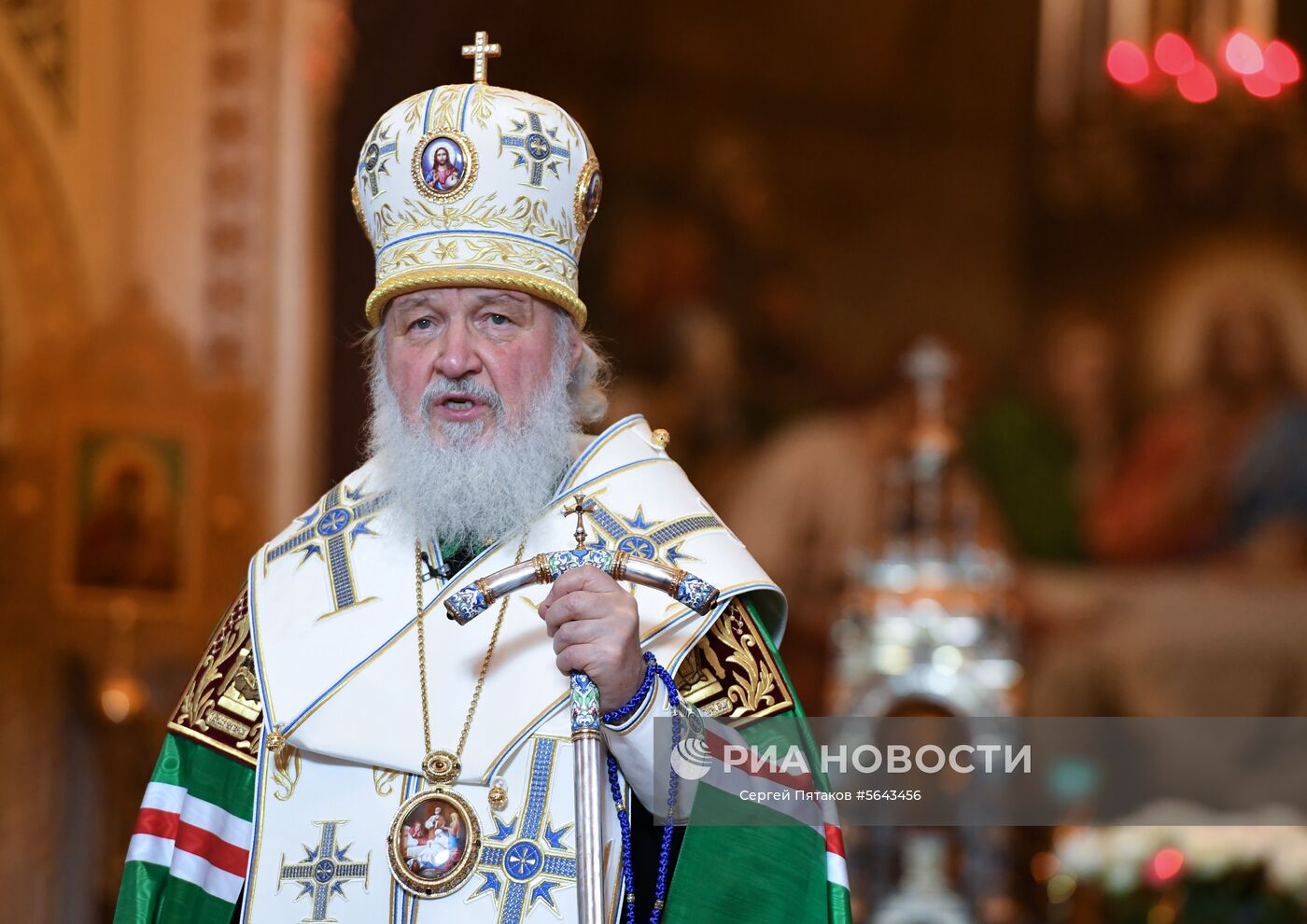 Патриарх Московский и всея Руси Кирилл на праздничном богослужении по случаю прибытия мощей святителя Спиридона Тримифунтского, доставленных в Россию с греческого острова Корфу, в Храме Христа Спасителя. Место: Россия, Москва. Автор: Сергей Пятаков/РИА Новости. Прибытие мощей святителя Спиридона Тримифунтского в Храм Христа Спасителя