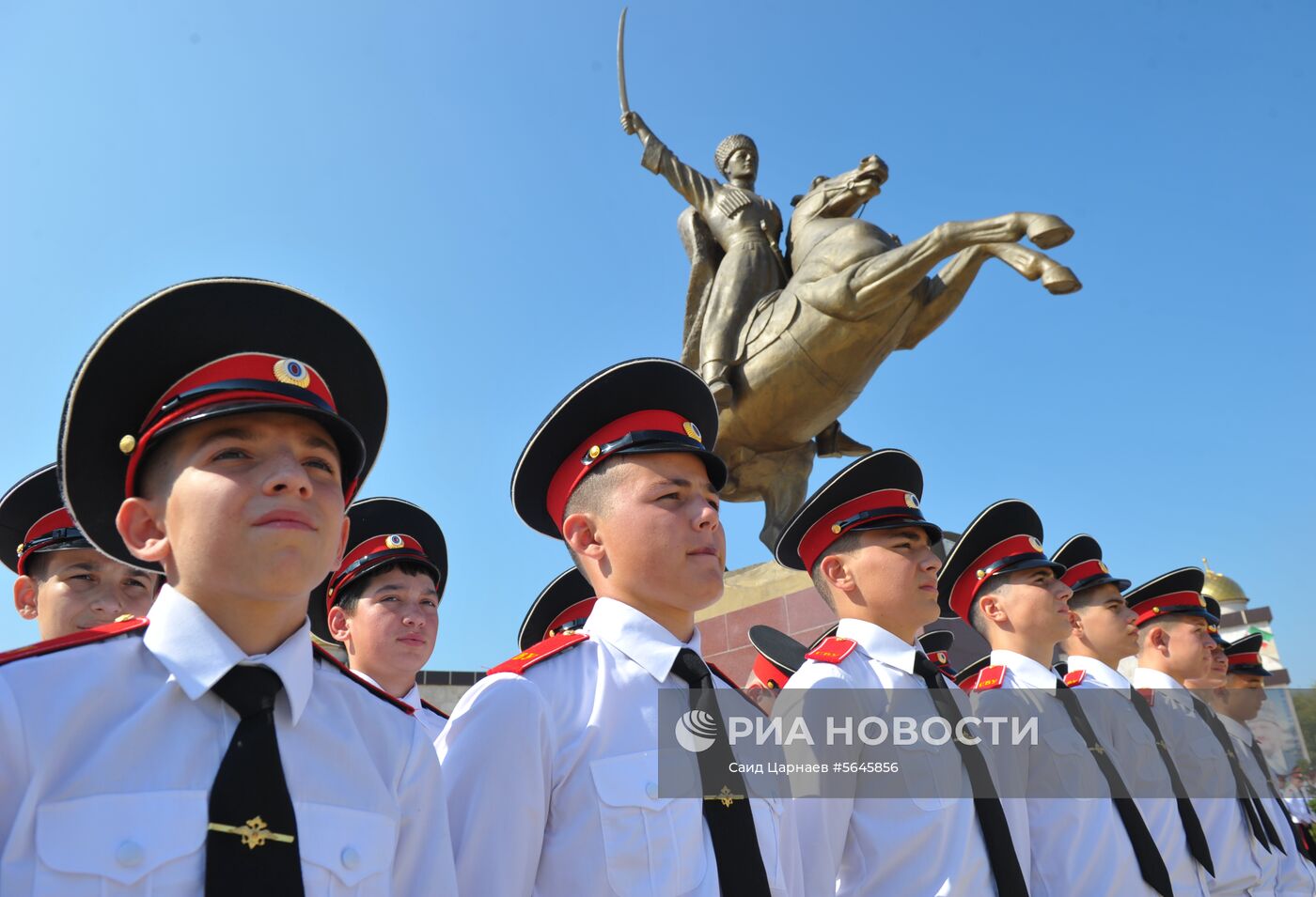Суворовское училище в Грозном