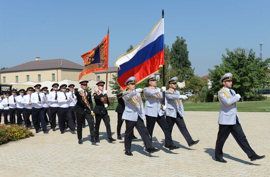 Суворовское училище в Грозном