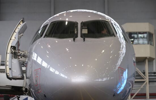 Передача авиакомпании Аэрофлот 50-го самолета Sukhoi Superjet 100 