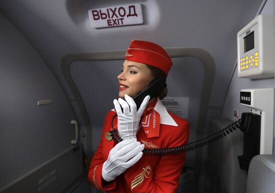 Передача авиакомпании Аэрофлот 50-го самолета Sukhoi Superjet 100 