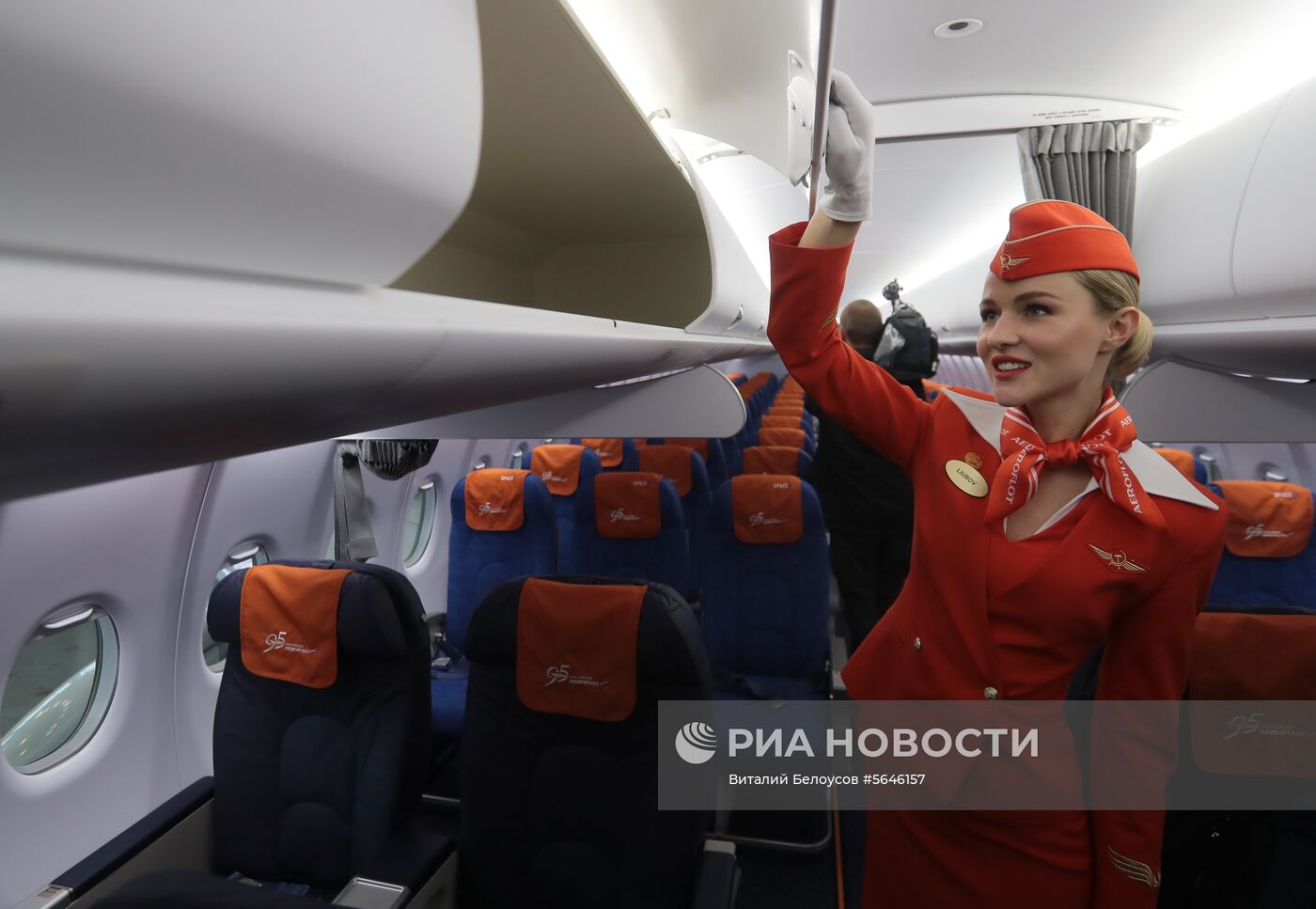 Передача авиакомпании Аэрофлот 50-го самолета Sukhoi Superjet 100