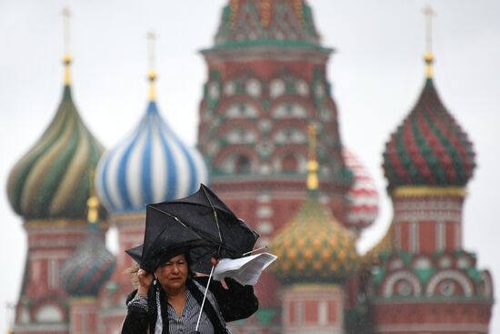 Непогода в Москве.