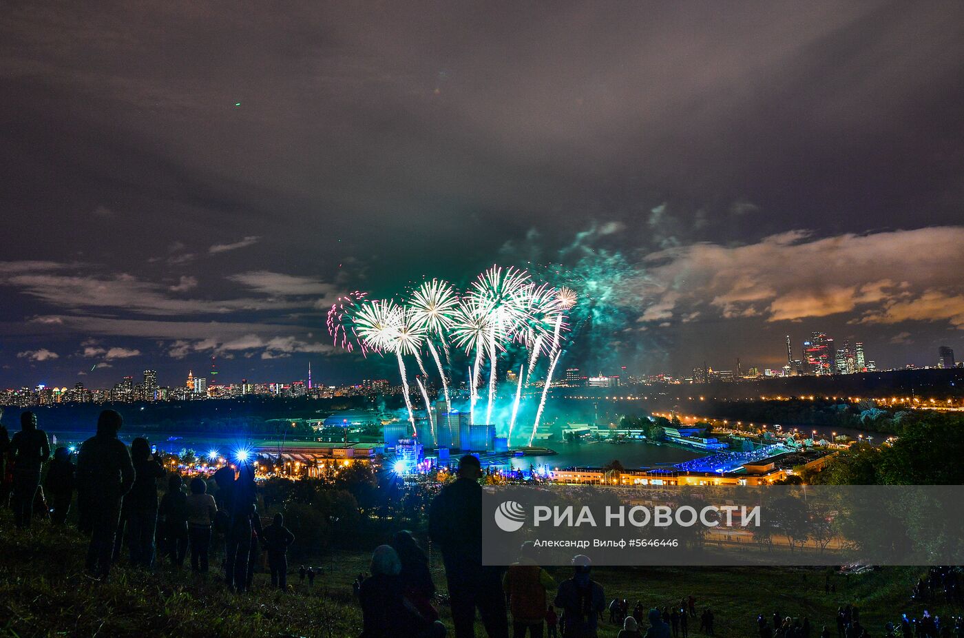 Закрытие международного фестиваля "Круг Света"