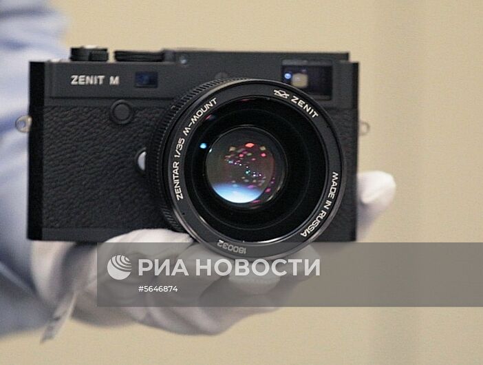 Презентация новой цифровой камеры Zenit M в Германии
