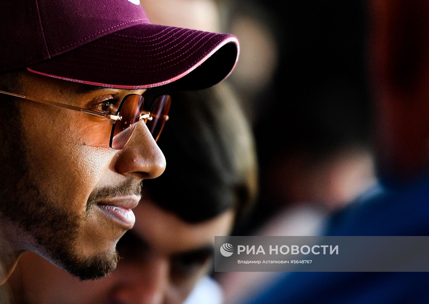 Подготовка к российскому этапу чемпионата мира по кольцевым автогонкам в классе "Формула-1"