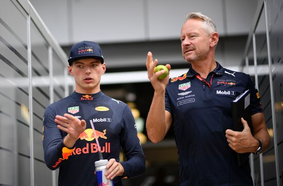 Автоспорт. Формула-1. Гран-при России. Свободные заезды. Первая сессия