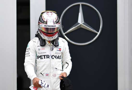 Автоспорт. Формула-1. Гран-при России. Свободные заезды. Первая сессия