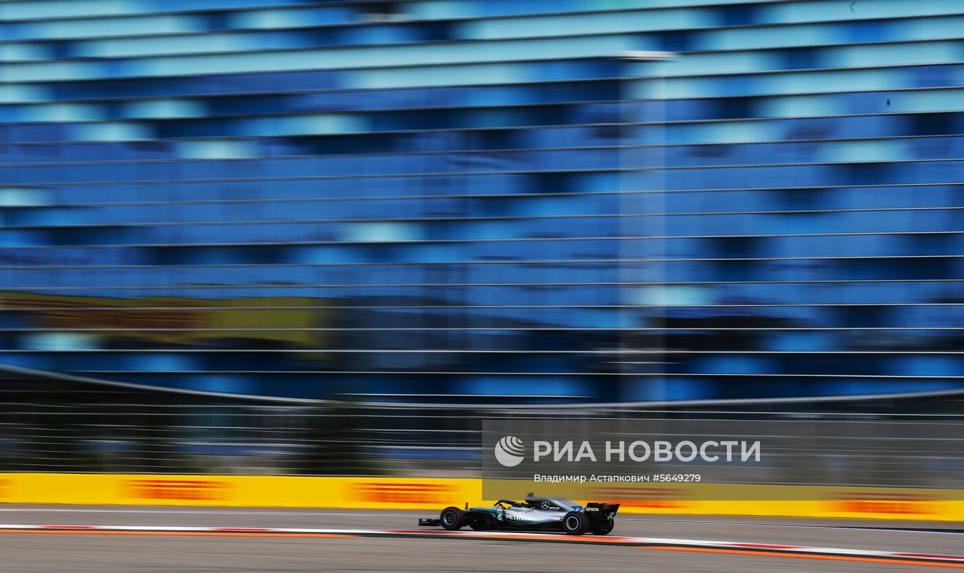Автоспорт. Формула-1. Гран-при России. Свободные заезды. Первая сессия