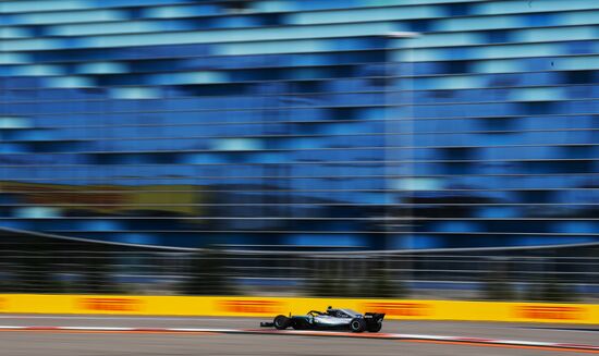 Автоспорт. Формула-1. Гран-при России. Свободные заезды. Первая сессия