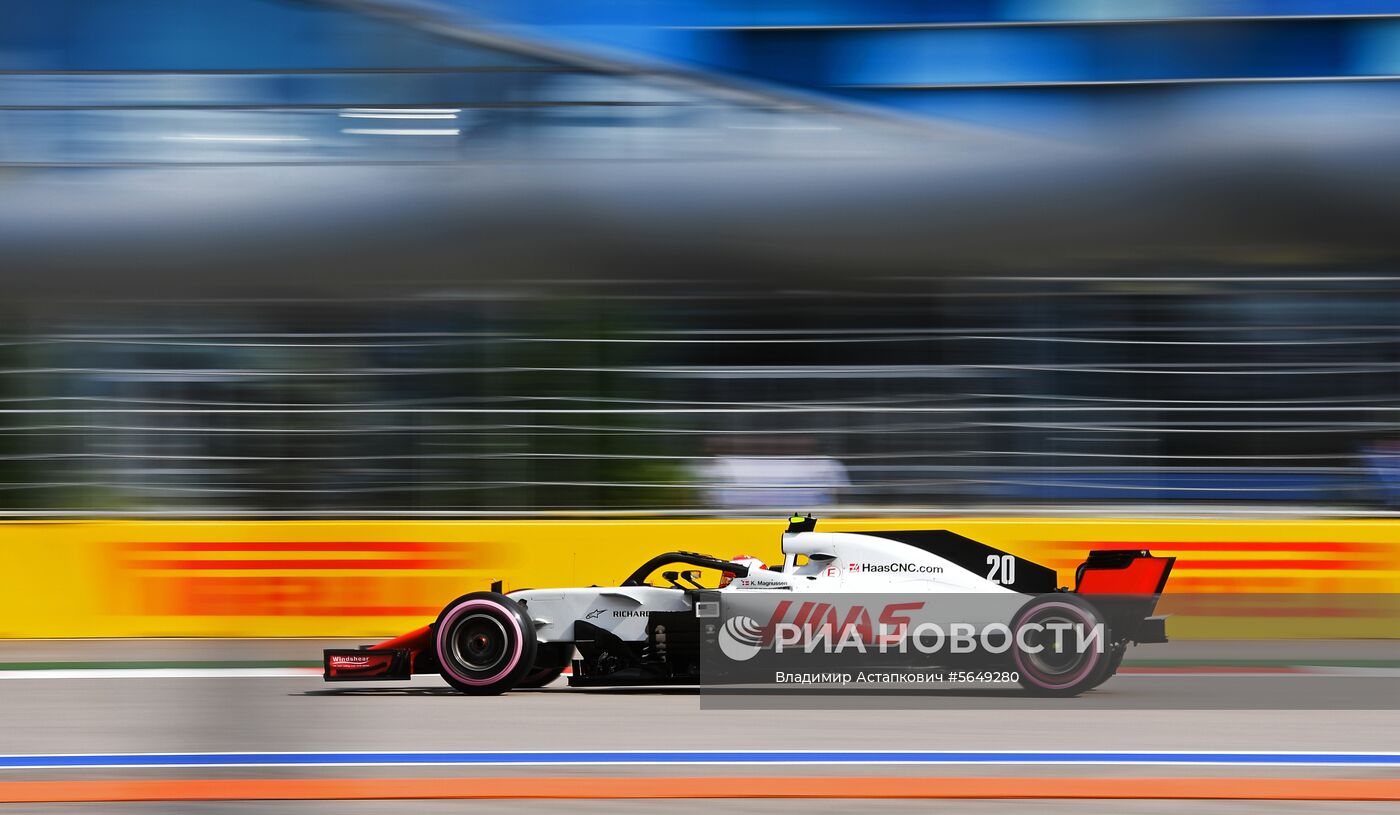 Автоспорт. Формула-1. Гран-при России. Свободные заезды. Первая сессия