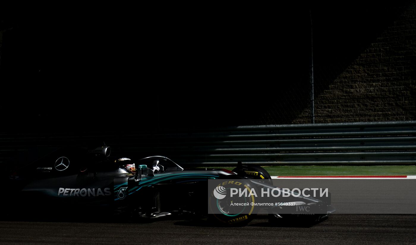 Автоспорт. Формула-1. Гран-при России. Свободные заезды. Первая сессия