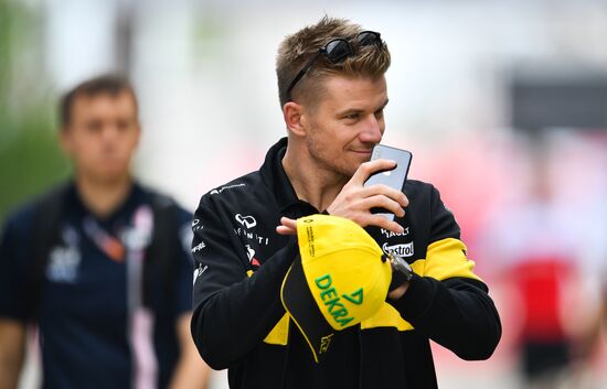 Автоспорт. Формула-1. Гран-при России. Свободные заезды. Первая сессия