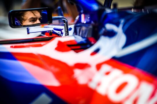 Автоспорт. Формула-1. Гран-при России. Свободные заезды. Первая сессия