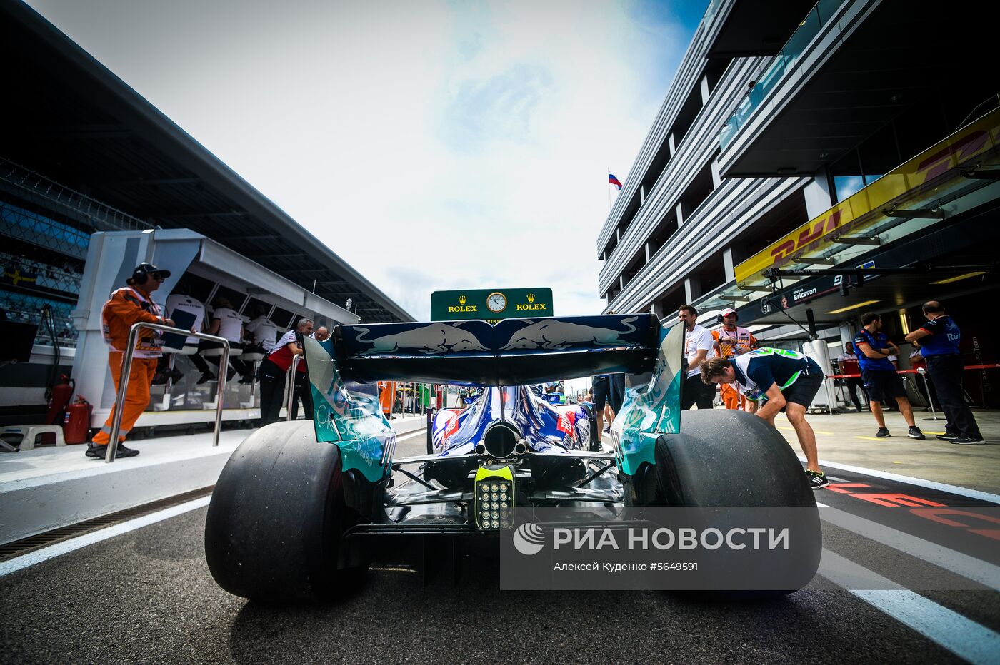 Автоспорт. Формула-1. Гран-при России. Свободные заезды. Первая сессия