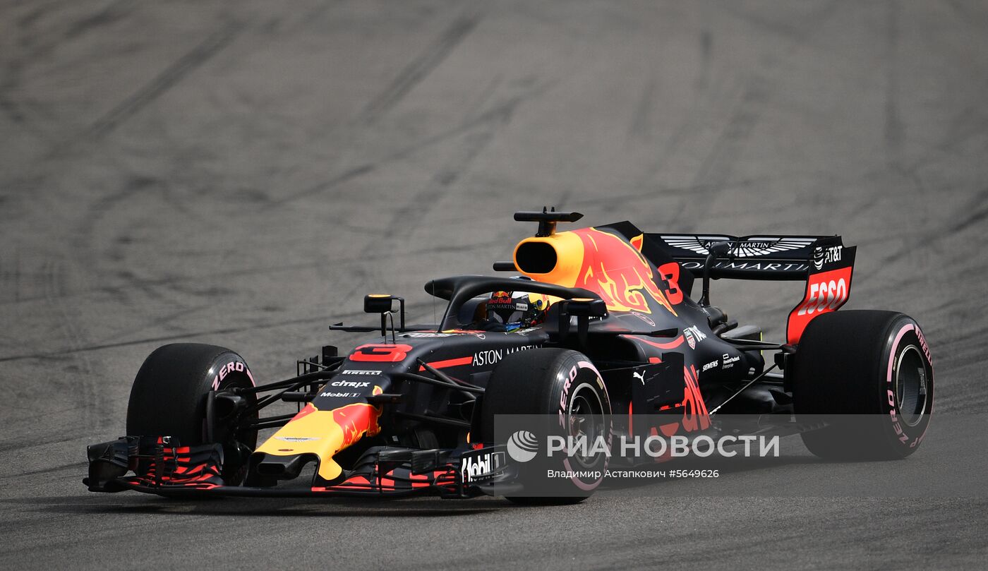 Автоспорт. Формула-1. Гран-при России. Свободные заезды. Первая сессия