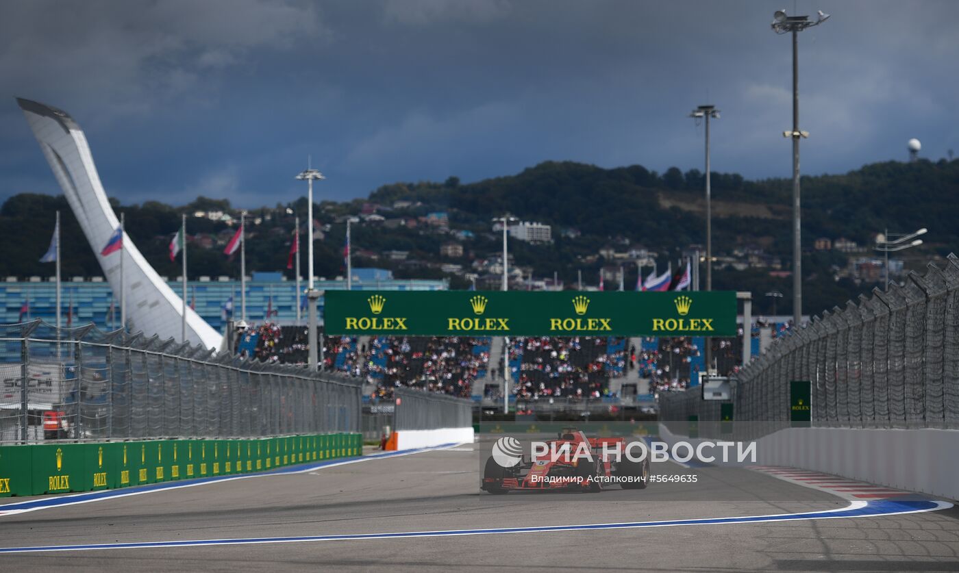 Автоспорт. Формула-1. Гран-при России. Свободные заезды. Первая сессия