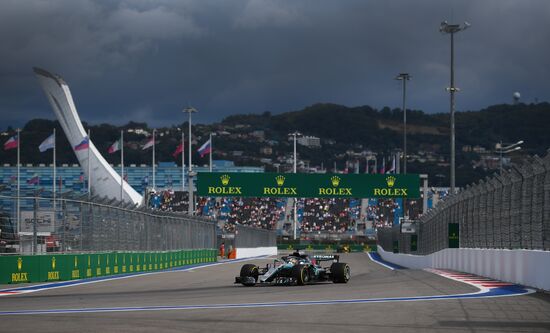 Автоспорт. Формула-1. Гран-при России. Свободные заезды. Первая сессия