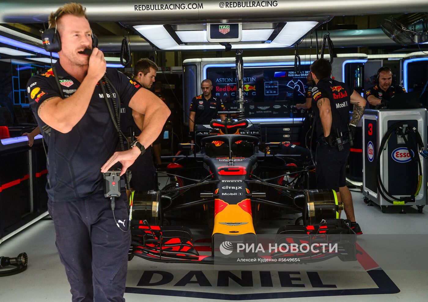 Автоспорт. Формула-1. Гран-при России. Свободные заезды. Первая сессия