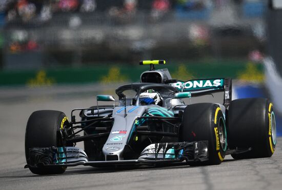 Автоспорт. Формула-1. Гран-при России. Свободные заезды. Первая сессия