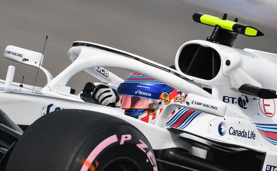 Автоспорт. Формула-1. Гран-при России. Свободные заезды. Первая сессия