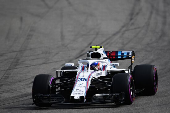 Автоспорт. Формула-1. Гран-при России. Свободные заезды. Первая сессия