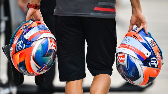 Автоспорт. Формула-1. Гран-при России. Свободные заезды. Первая сессия