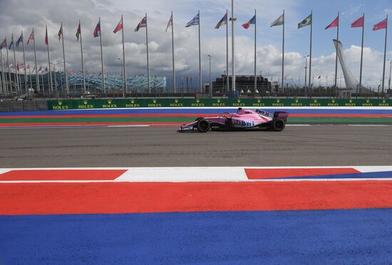 Автоспорт. Формула-1. Гран-при России. Свободные заезды. Первая сессия