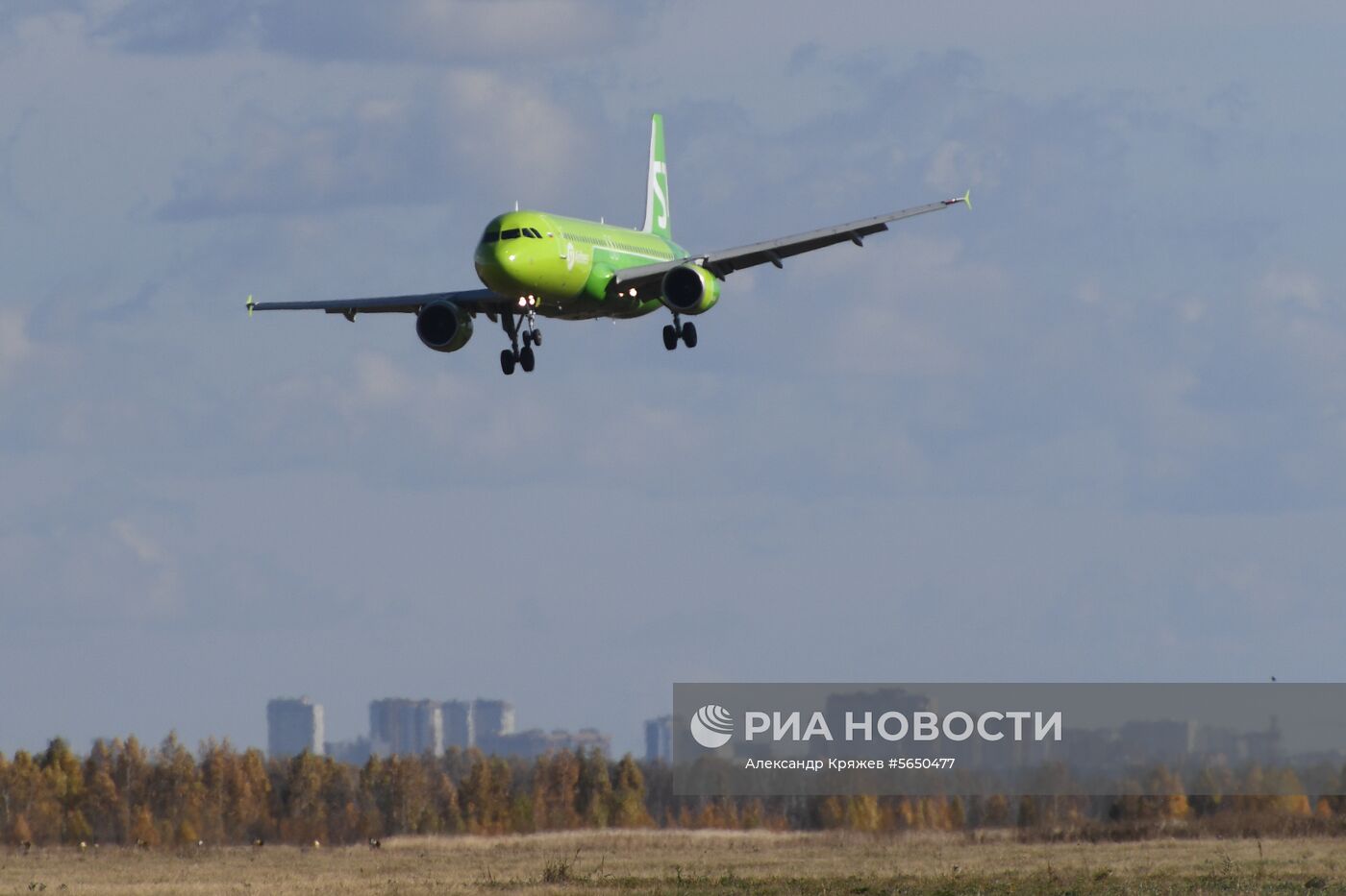 Встреча самолёта Ту-154М «Ижма» в аэропорту "Толмачево"