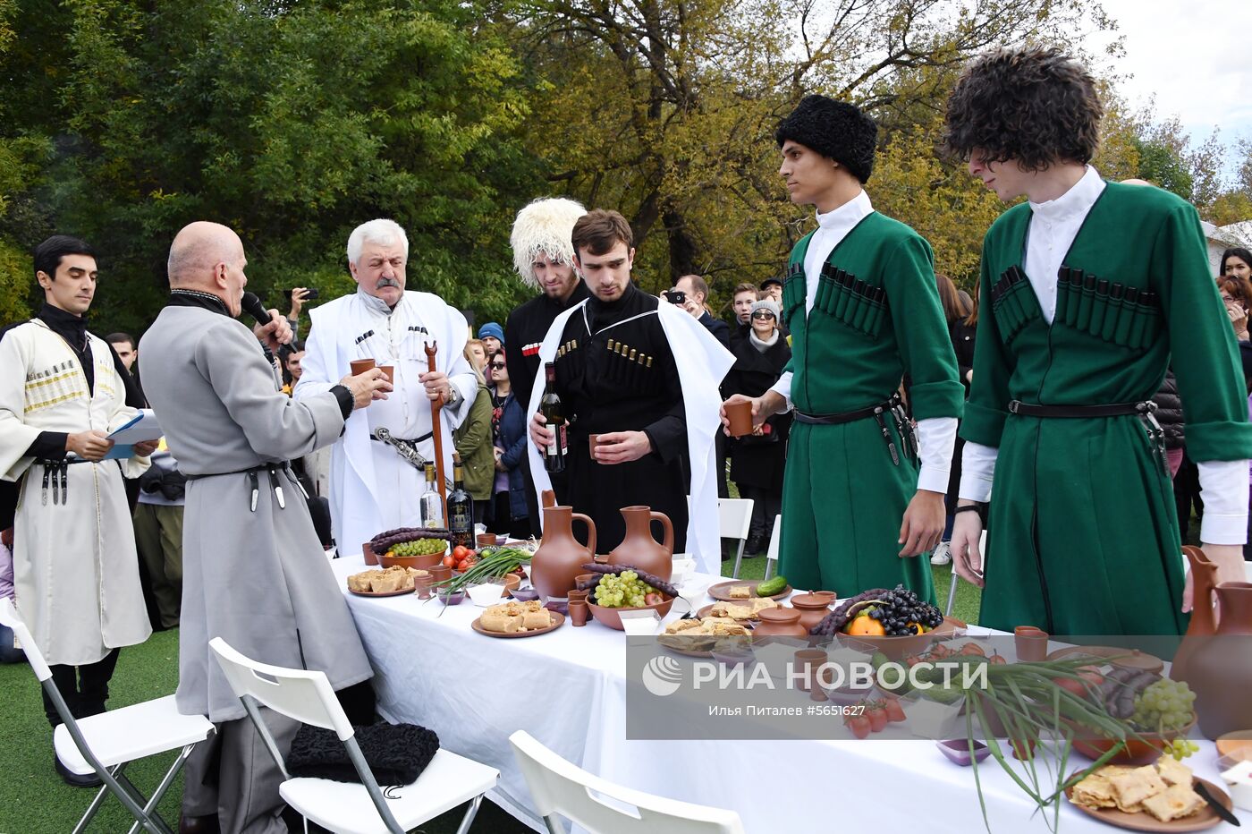 Стол на абхазском языке