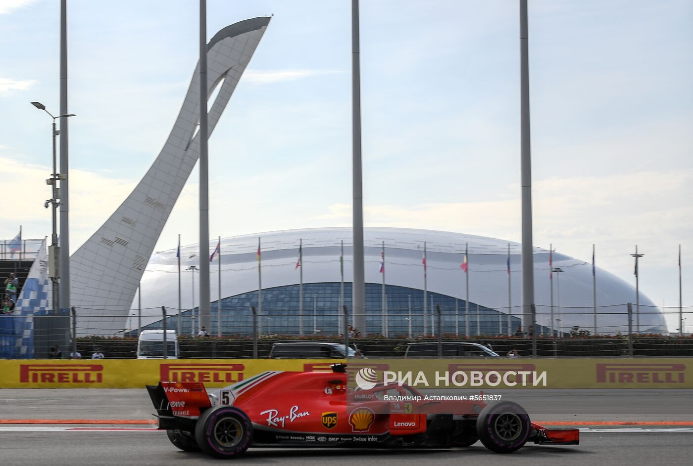 Автоспорт. Формула-1. Гран-при России. Гонка