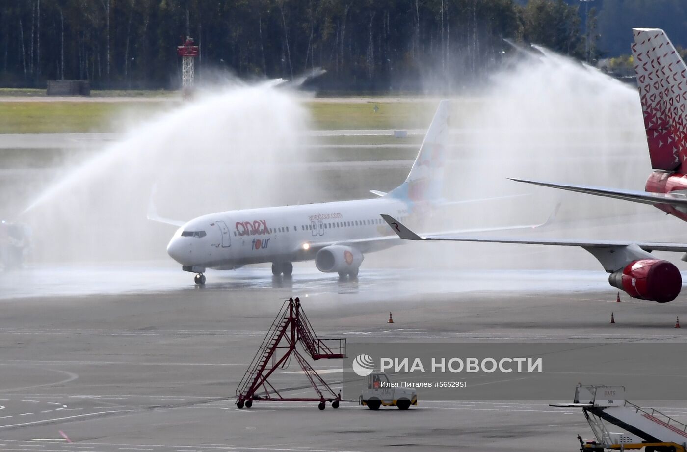 Начало полетов авиакомпании AZUR air  из аэропорта "Внуково"