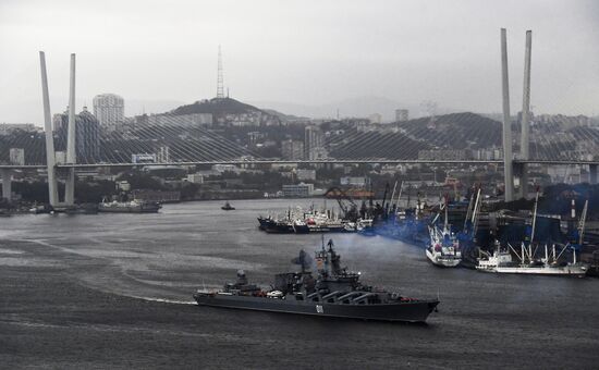 Отряд кораблей ТОФ вышел из Владивостока в дальний поход