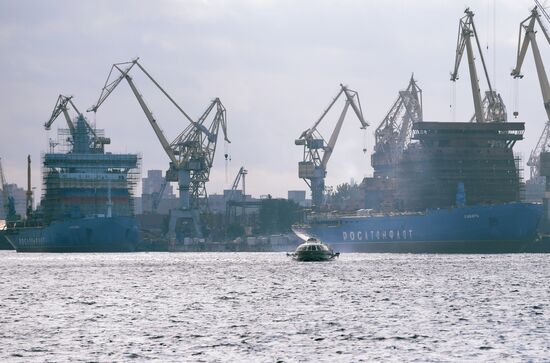 Сухогруз "Волго-Дон 185" в Санкт-Петербурге