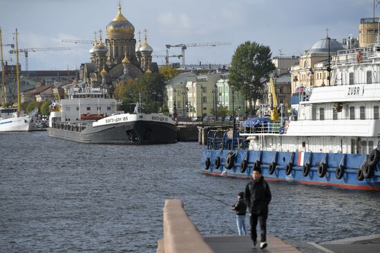 Сухогруз "Волго-Дон 185" в Санкт-Петербурге