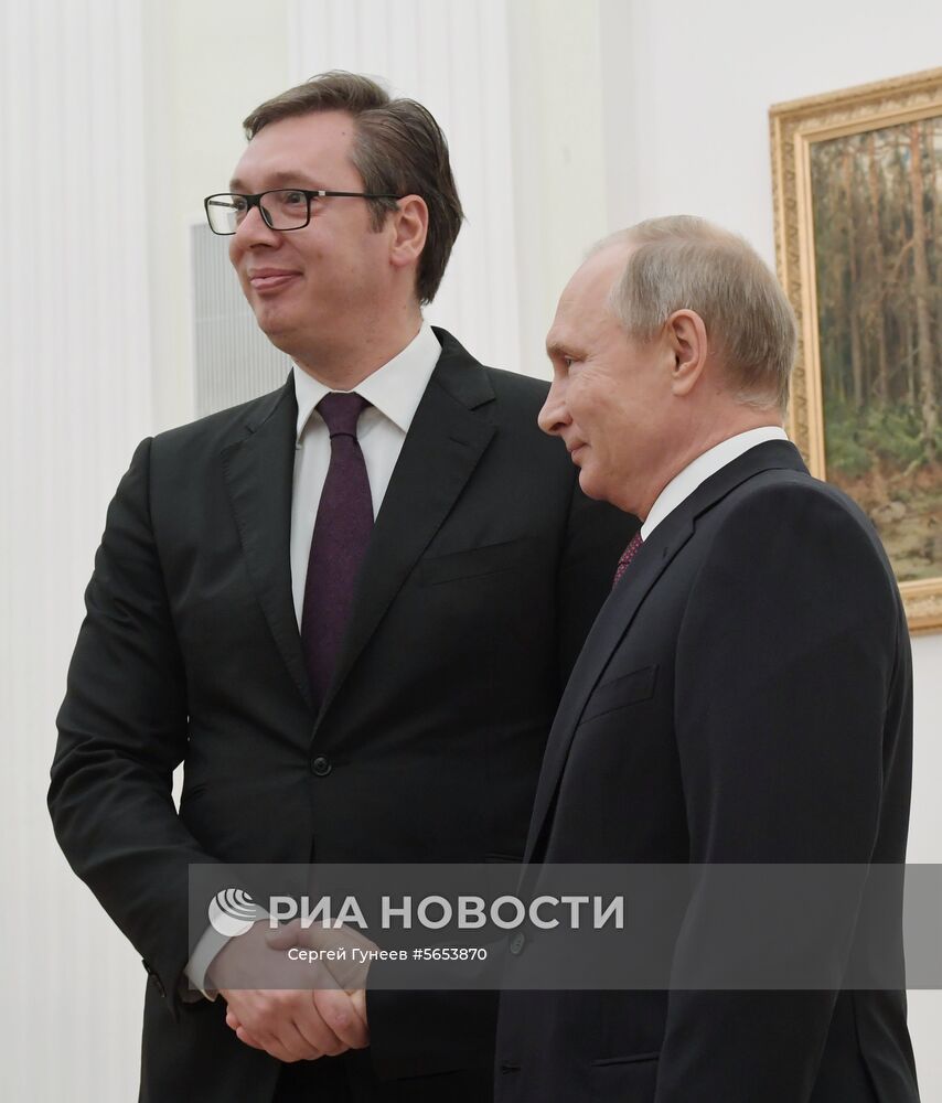 Президент РФ В. Путин встретился с президентом Сербии А. Вучичем