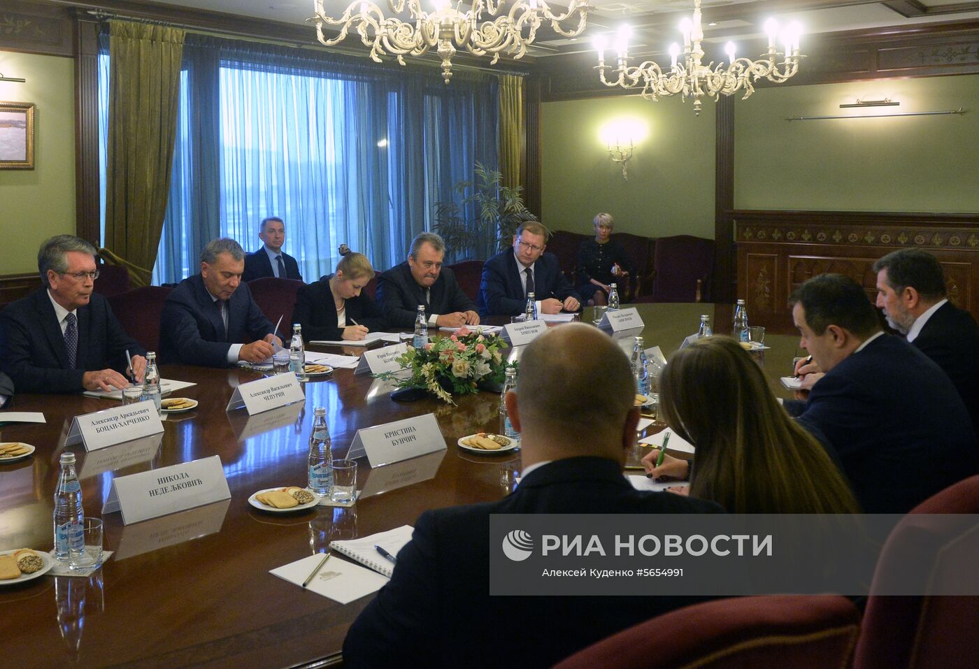 Заместитель председателя правительства РФ Ю. Борисов провел ряд встреч