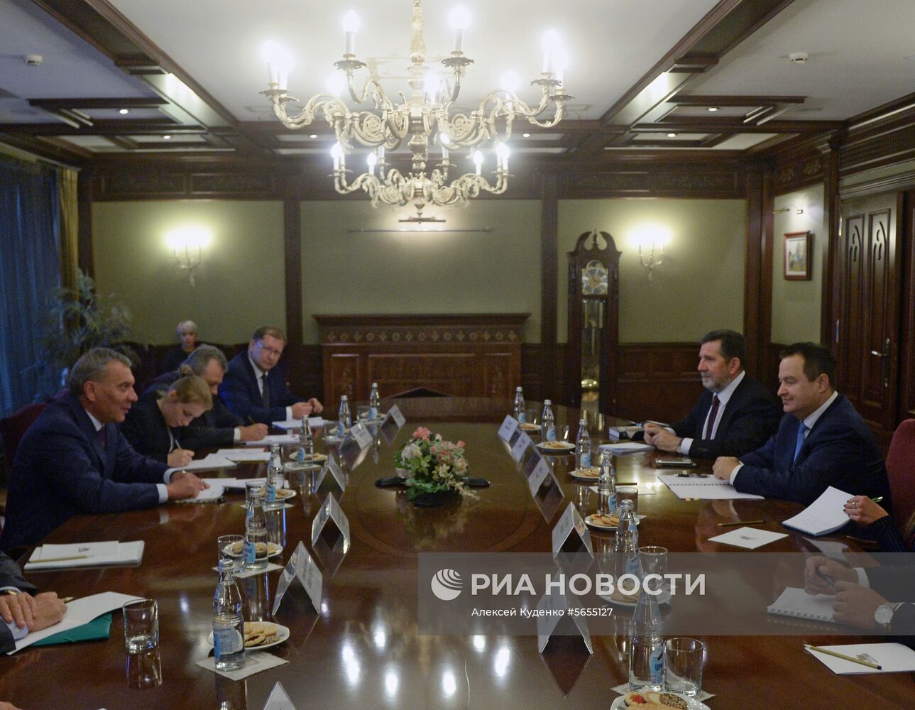 Заместитель председателя правительства РФ Ю. Борисов провел ряд встреч